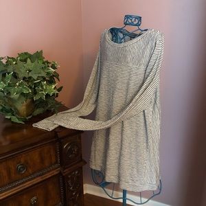 LOFT Long Sleeve Striped Top